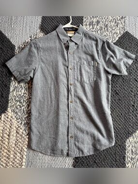 Dravus short sleeve button up shirt gray